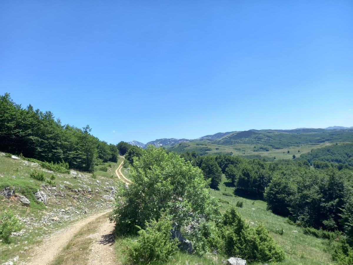 Katun Ljeljenak 호텔 플루지네 외부 사진